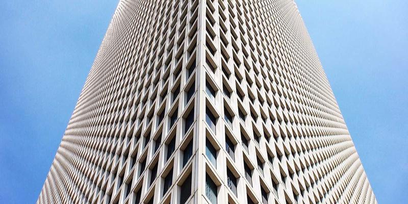 从Abbott's Story看叙事经济学：writing community如何用fiction创造商业价值与公众信任